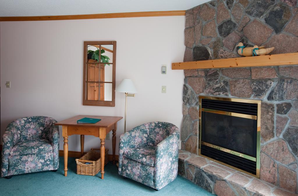 הנטסוויל Pow Wow Point Lodge חדר תמונה