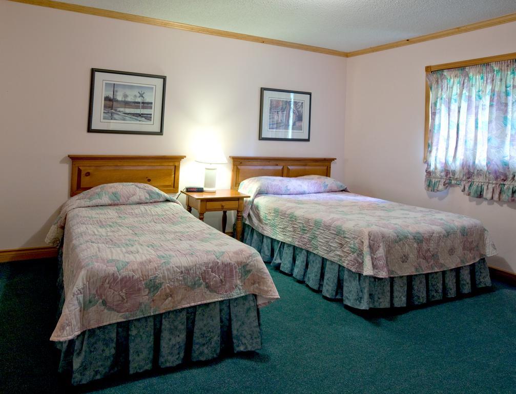 הנטסוויל Pow Wow Point Lodge חדר תמונה